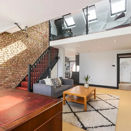 Designer 1 Bed Loft Apartment, Sw16 London Exterior photo