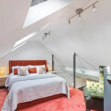 Designer 1 Bed Loft Apartment, Sw16 London Exterior photo